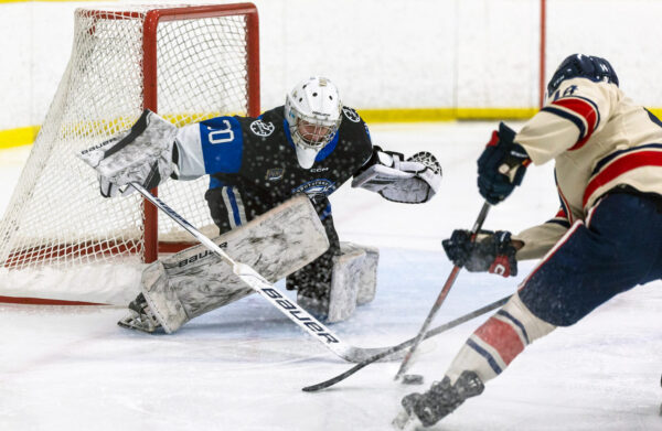 Cloverdale HC up 3-2 on Abby Pilots; Game 6 Thursday night at The Barn